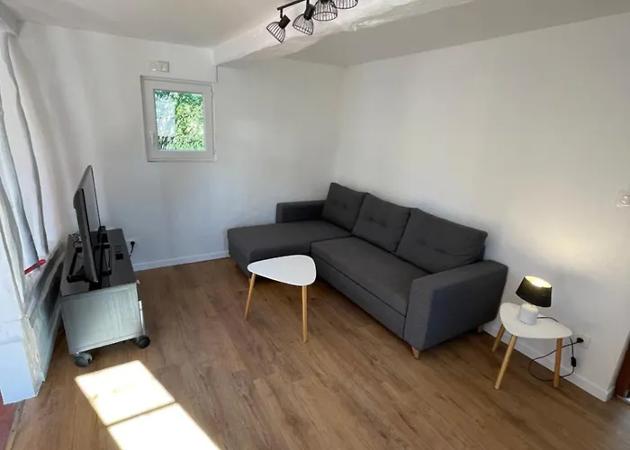 Maison à La Campagne Hébergement de vacances Auvilliers