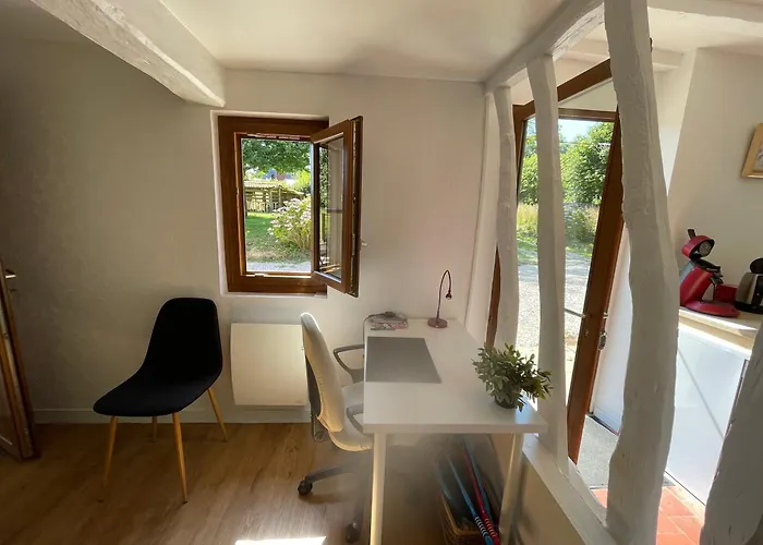 Maison à La Campagne Hébergement de vacances Auvilliers